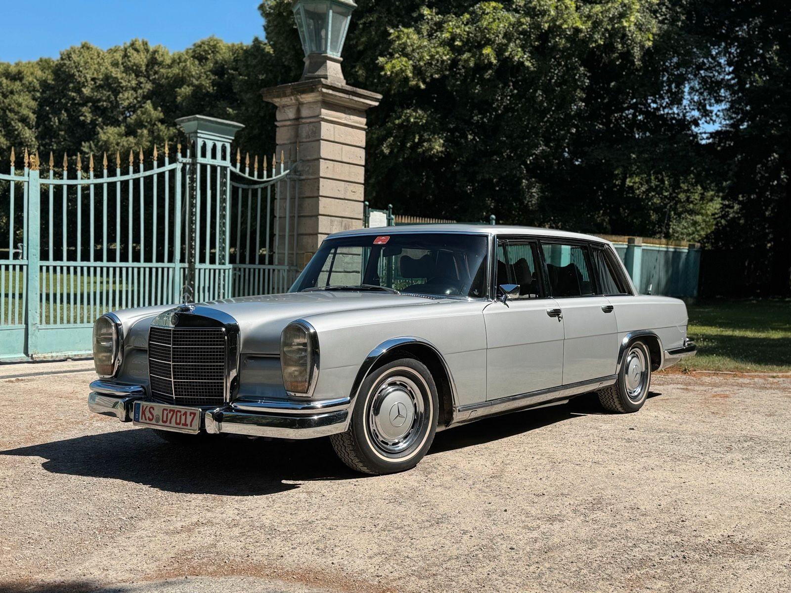 Image of Mercedes W100