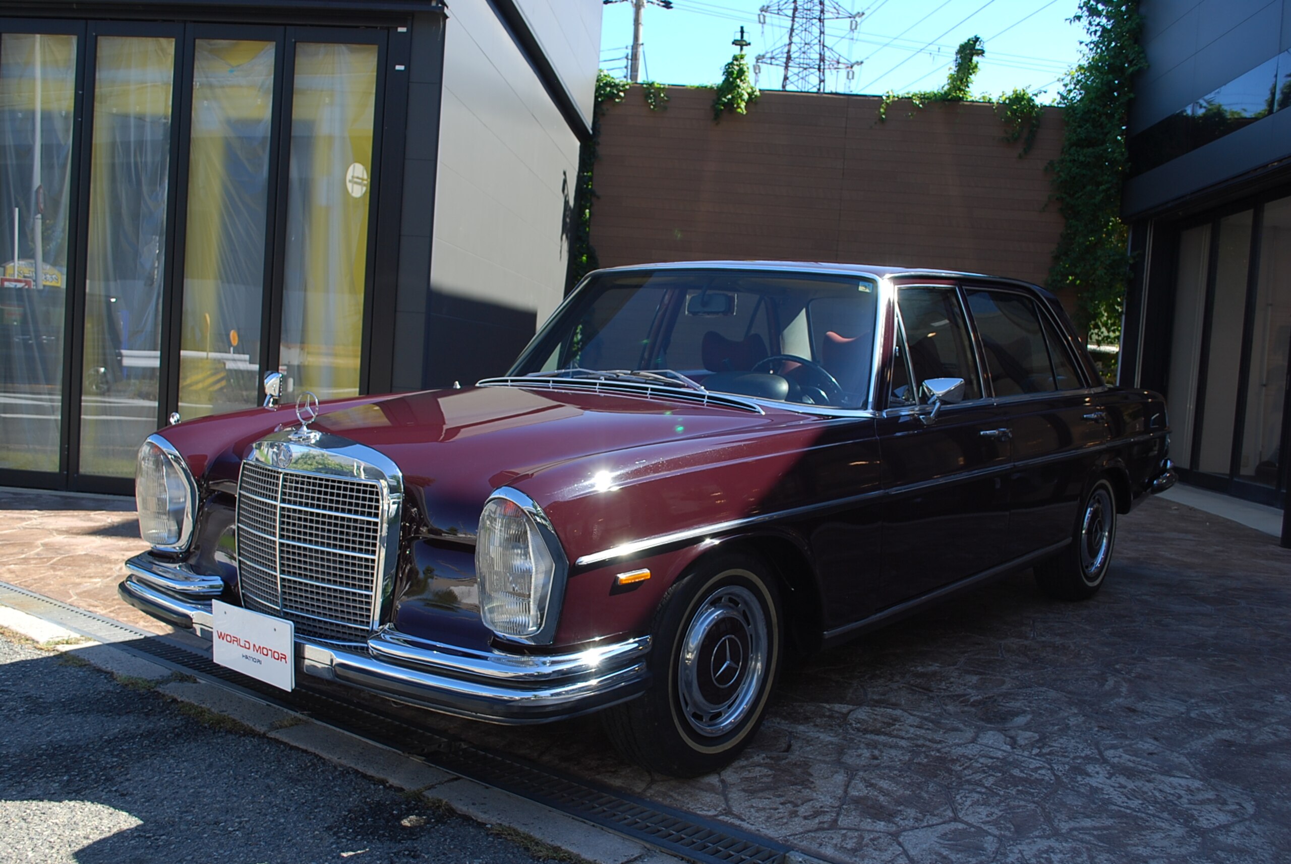 Image of Mercedes W109 280SEL