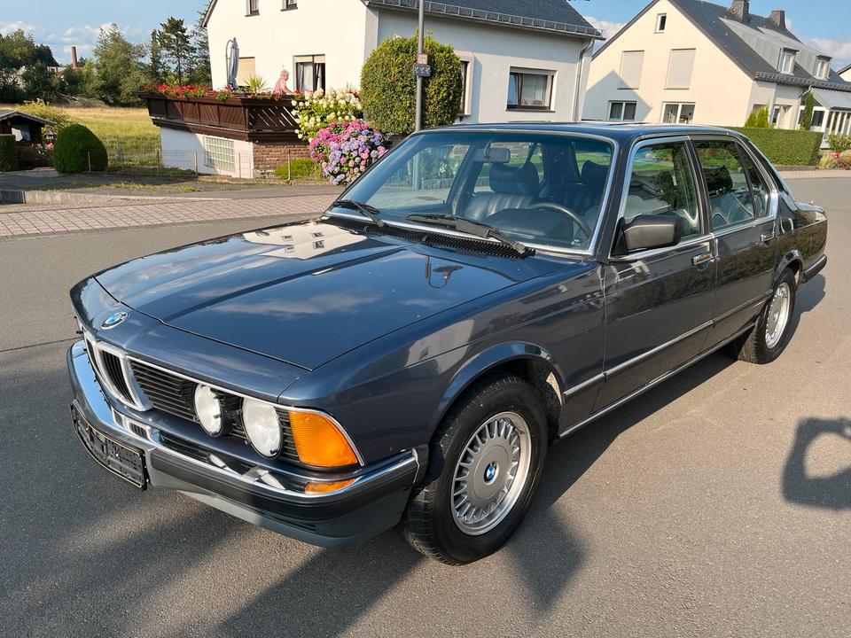Image of BMW 7 E23