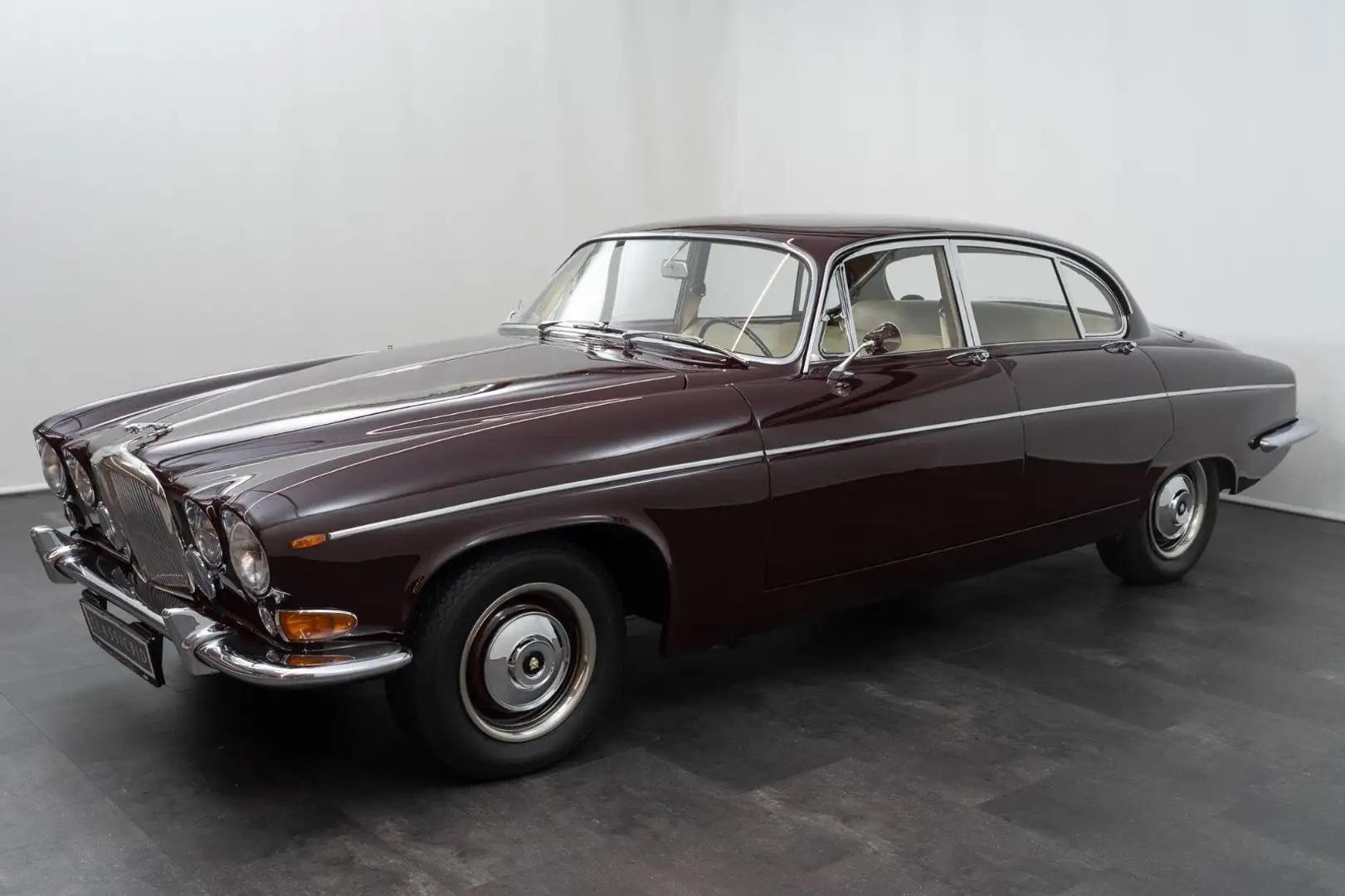 Image of Jaguar MkX/420G