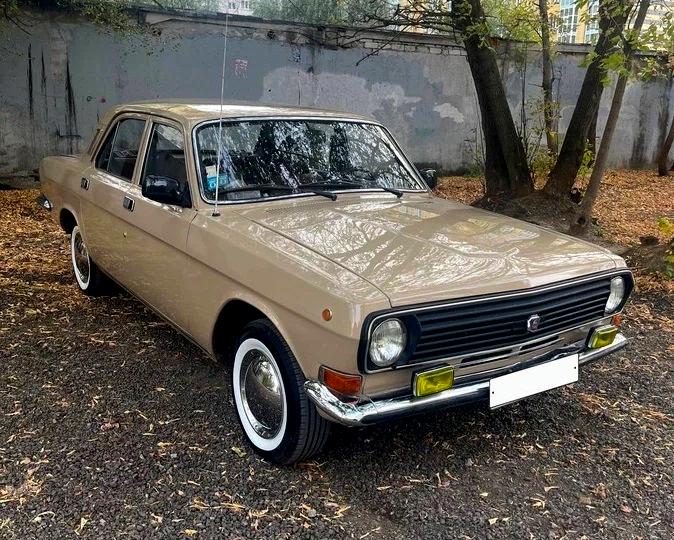 Image of GAZ 24 Volga