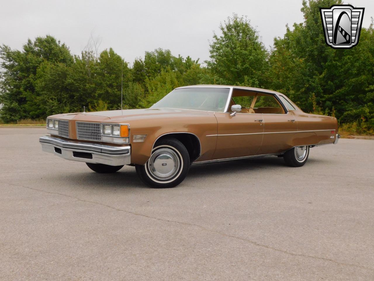 Image of Oldsmobile 98