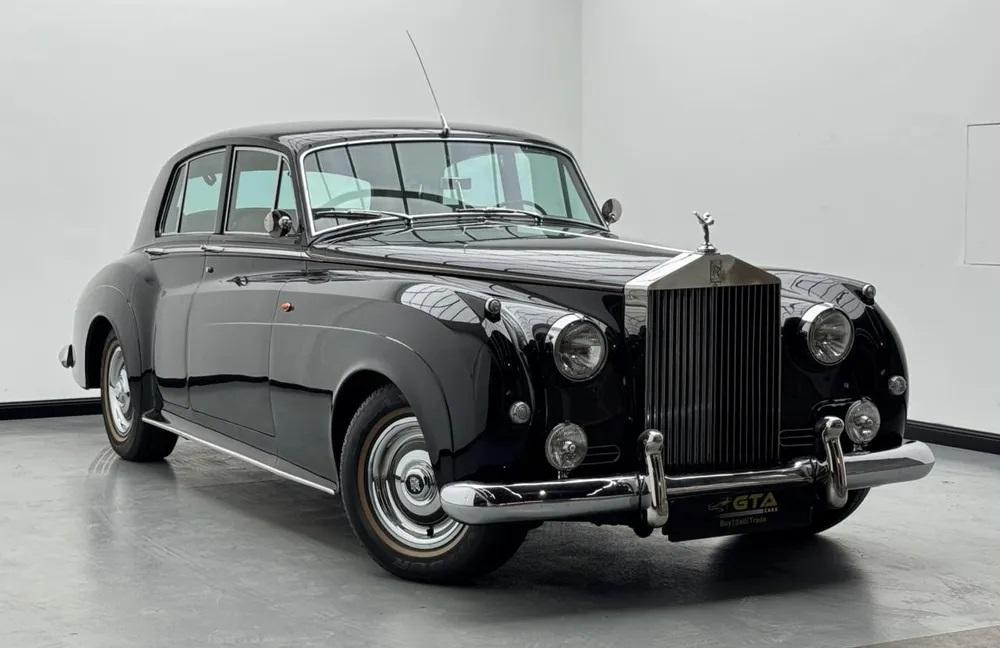 Image of Rolls-Royce Silver Cloud