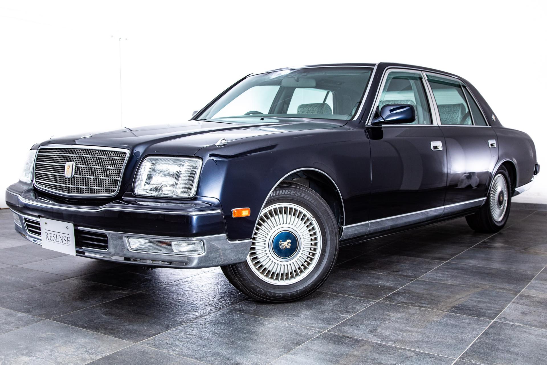 Image of Toyota Century