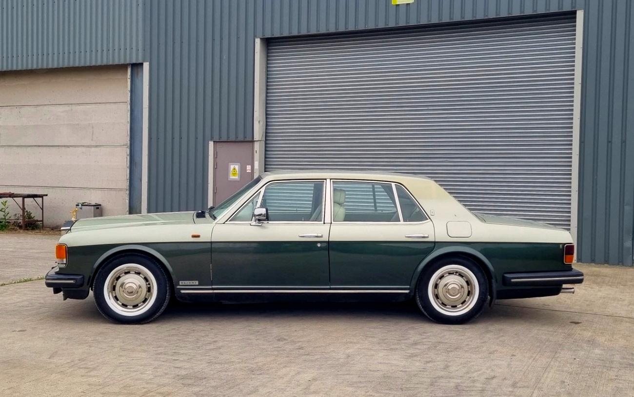 Image of Rolls-Royce Silver Spirit