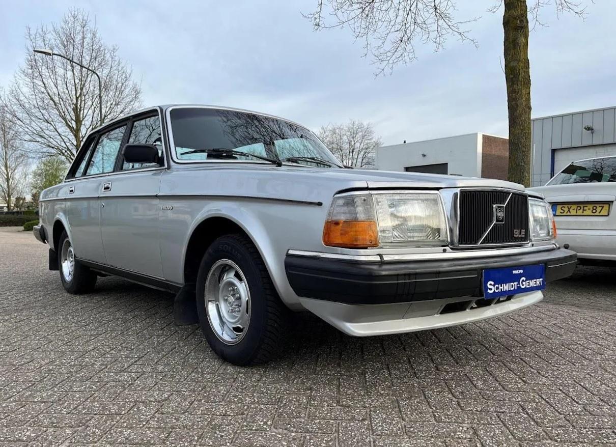 Image of Volvo 240