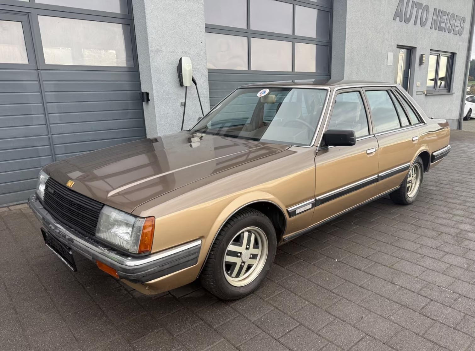 Image of Nissan Laurel